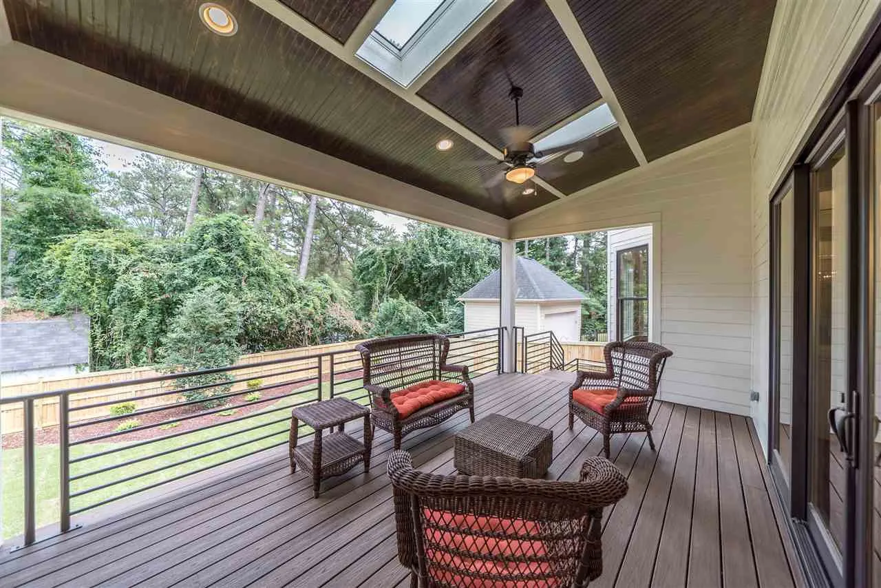 MODERN FARMHOUSE (31)