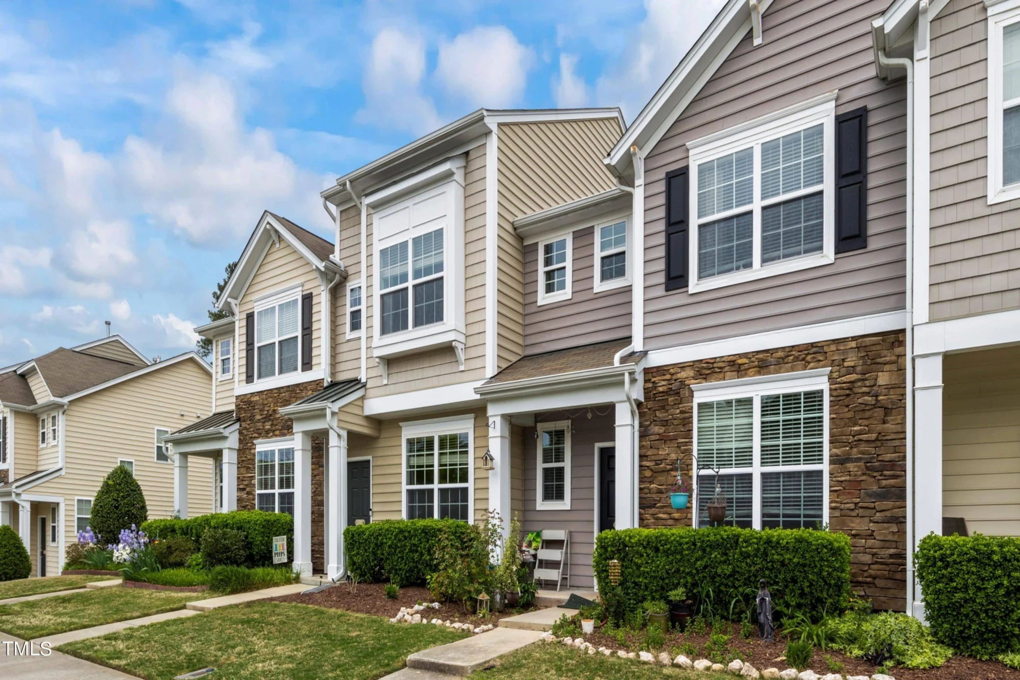 8-Unit Modern Craftsman Townhome Plan with Covered Porches & Bonus Rooms