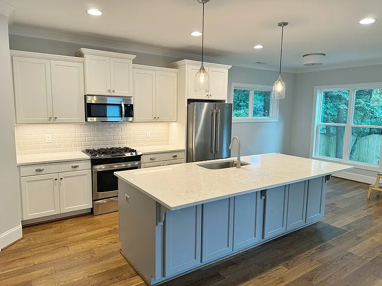 354f5e91d6d44bdd8cbcaf2759b69dde-cc_ft_768