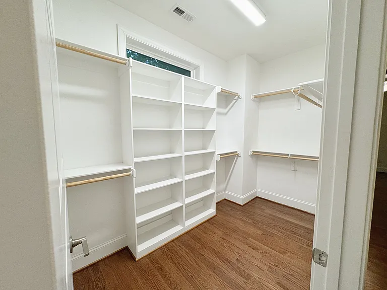 22f3fa61d8e6ca0f4b5242f87b5dc4a8-cc_ft_768