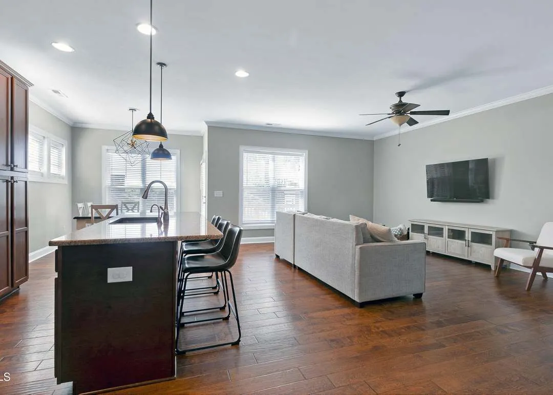 Modern Craftsman (42)