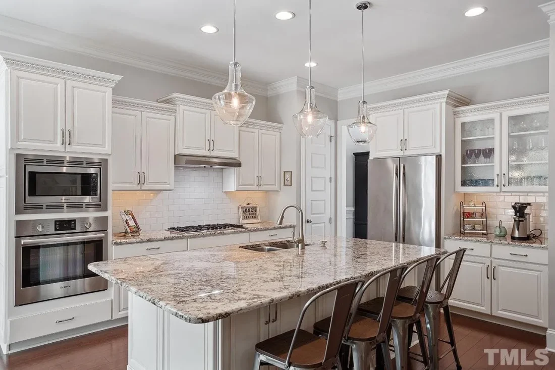 828f3b9c99026282b5f640d52fad2821l-m806046176rd-w1280_h960