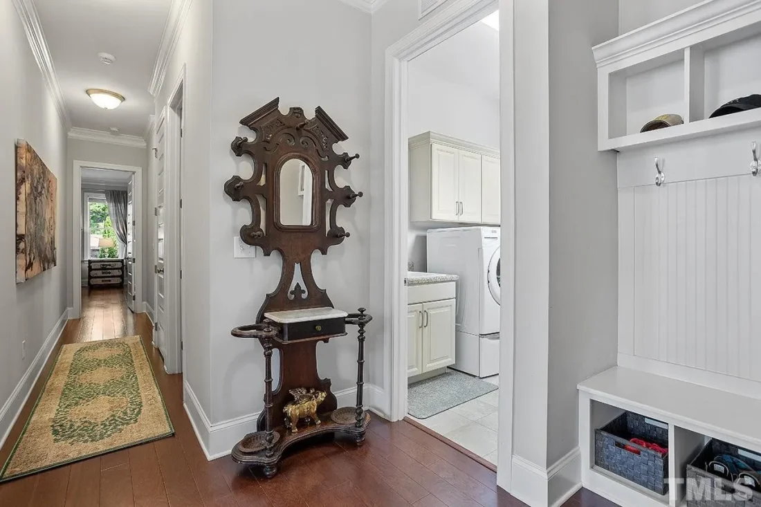 828f3b9c99026282b5f640d52fad2821l-m631311458rd-w1280_h960