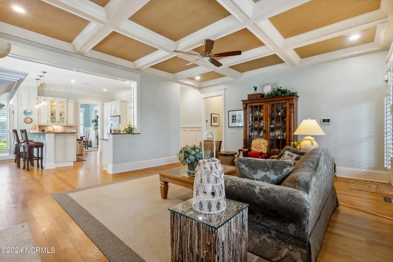 Beautiful Home (4)