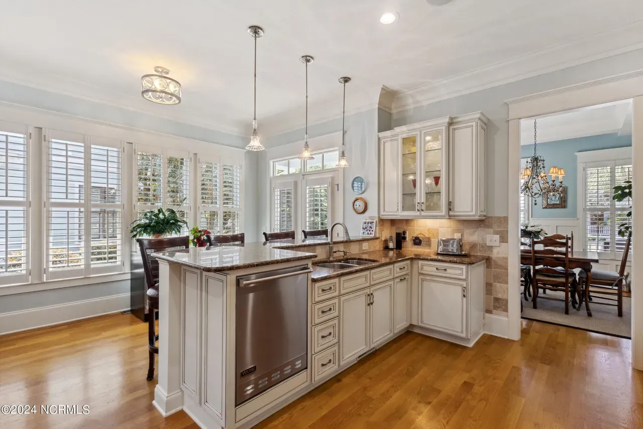 Beautiful Home (13)