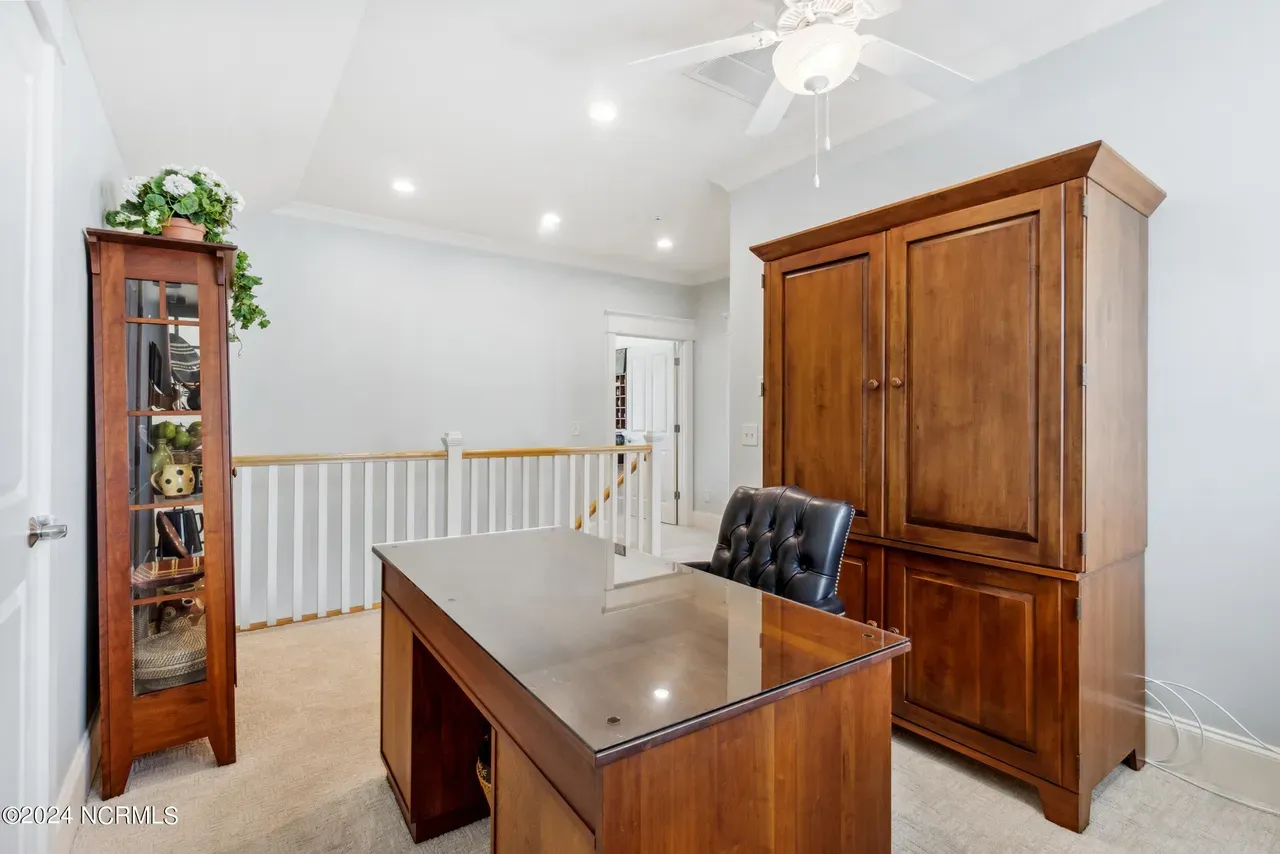 Beautiful Home (26)