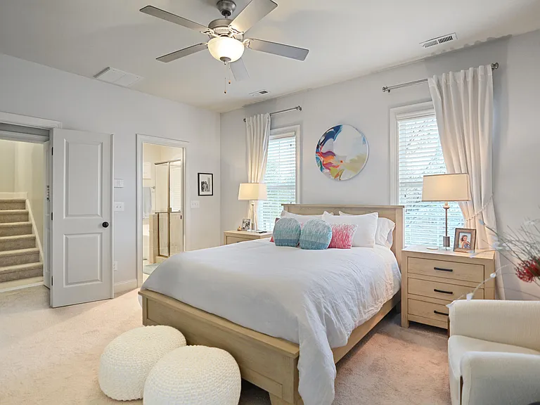 a6e92399800d6df9b40d105225b23053-cc_ft_768