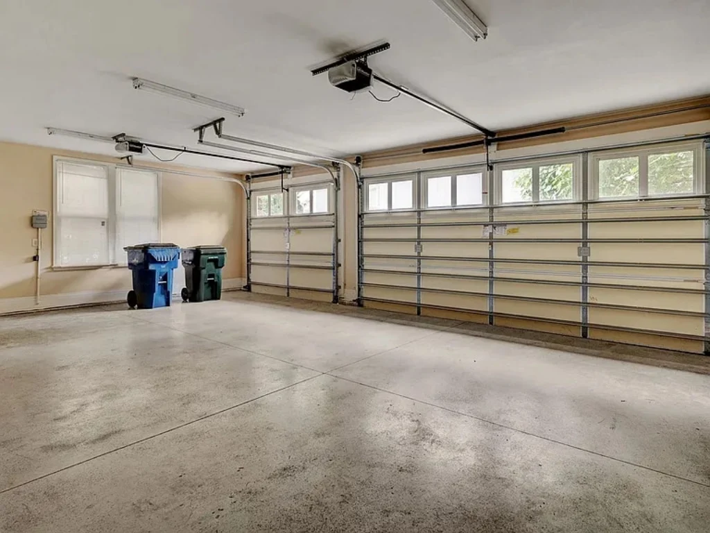 9-1363 HOUSE PLAN - Stunning 2-Story House Plan with Detailed CAD Designs 9 Stunning 2-Story Home Plan with Detailed CAD Designs