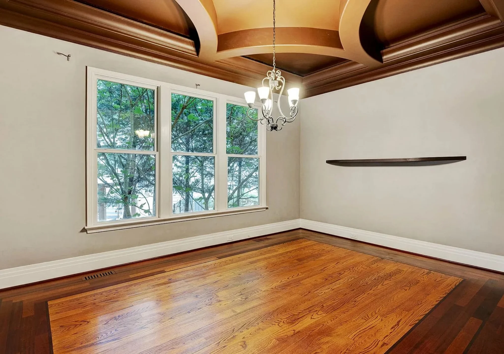 Stunning 2-Story Home Plan with Detailed CAD Designs