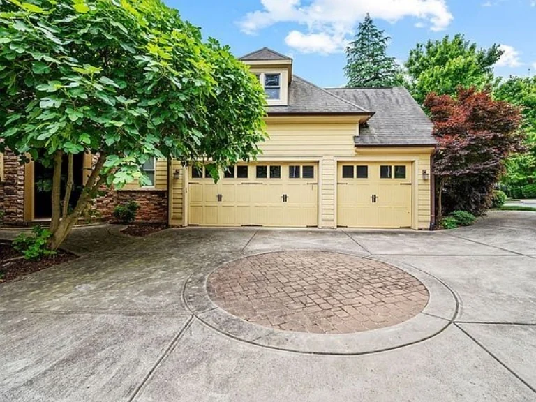 9-1363 HOUSE PLAN - Stunning 2-Story House Plan with Detailed CAD Designs 32 Stunning 2-Story Home Plan with Detailed CAD Designs