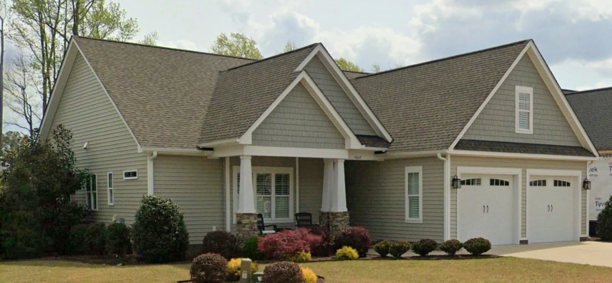 Craftsman Home Plan with Open Floor Plan and CAD Designs