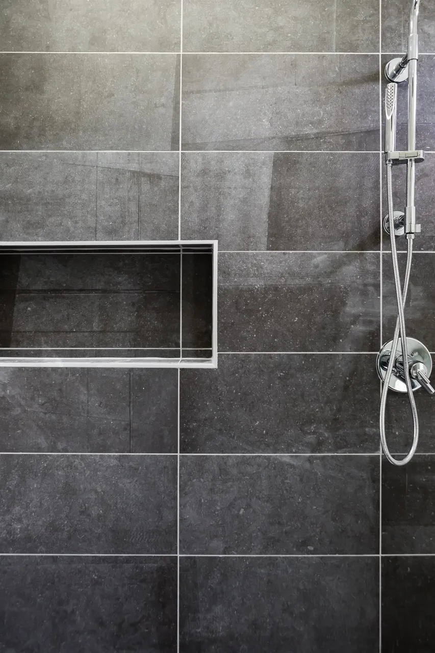 Modern Contemporary (24)