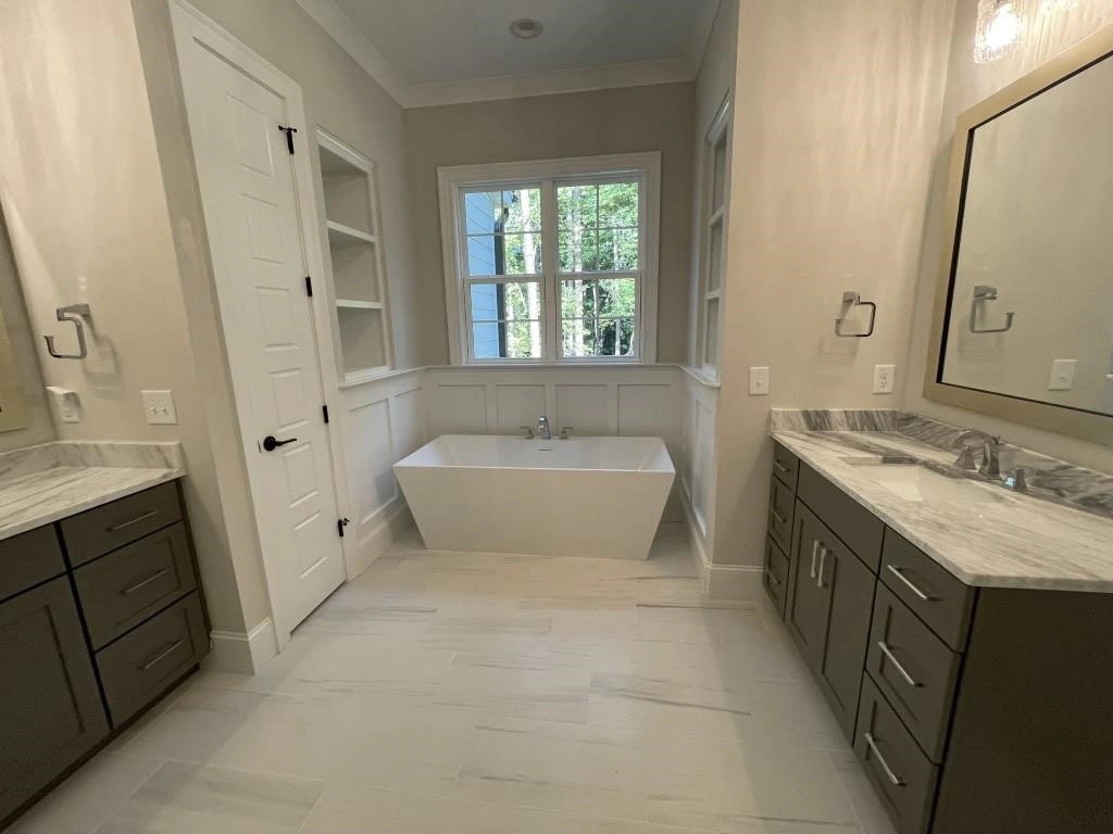 Traditional Craftsman (13)