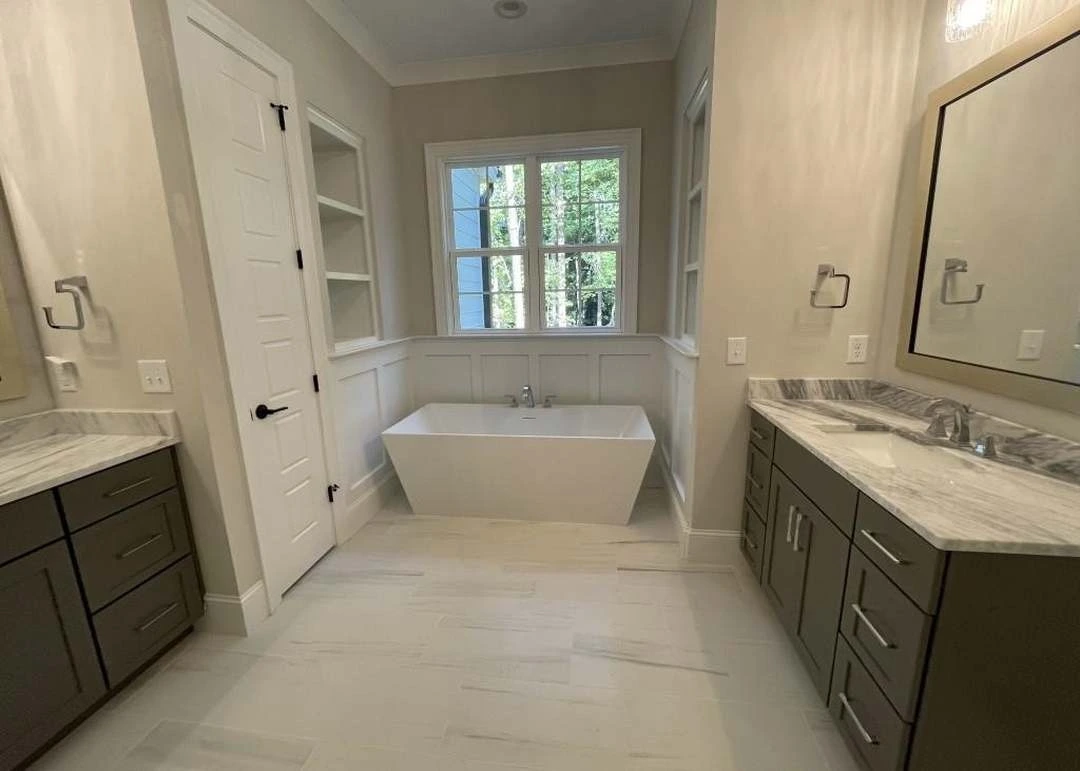 Traditional Craftsman (30)