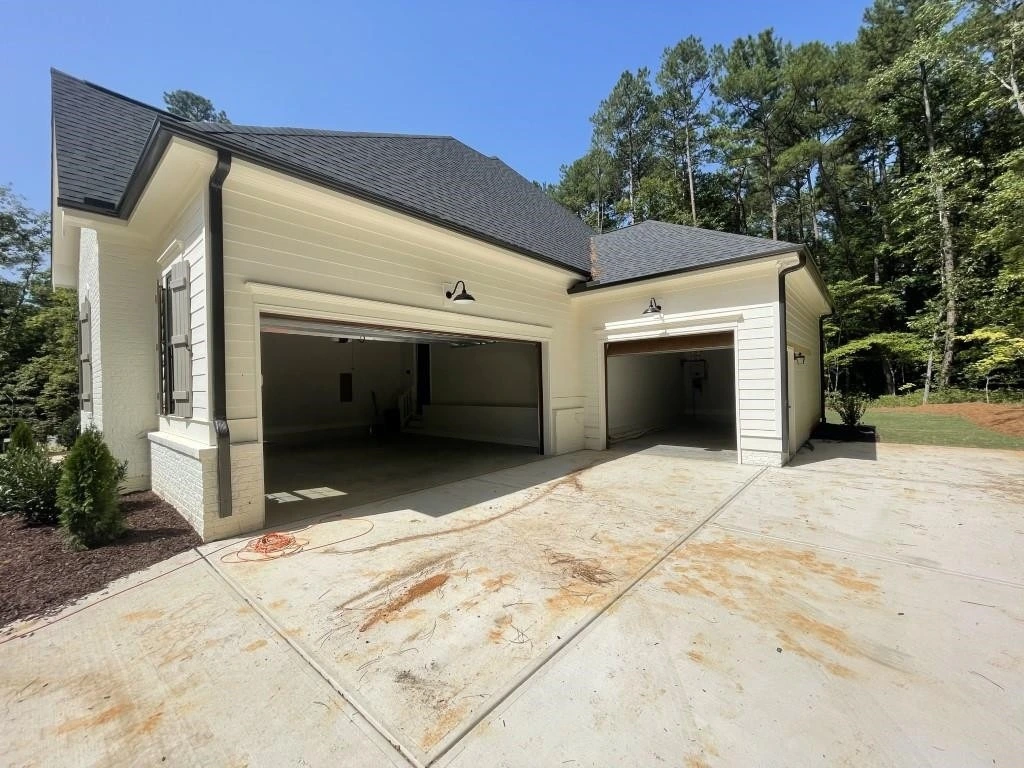 Traditional Craftsman (32)