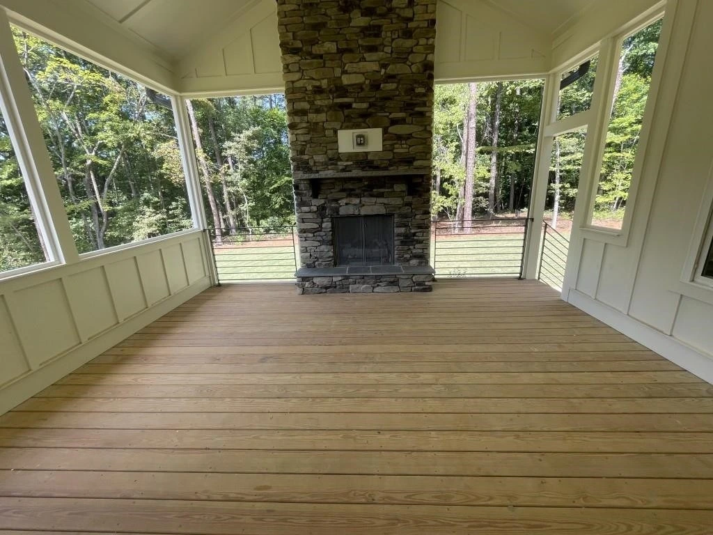 Traditional Craftsman (18)