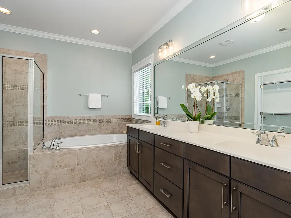 a70f6d35167caf04d6d1f59eb6a1a550-cc_ft_960