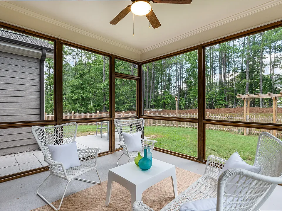 d50388bd702b343f43b9569dfb235e4d-cc_ft_960