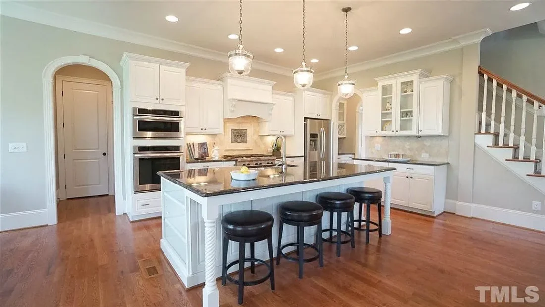 d091c8b4bbe3639668b57a2692f0d39a-cc_ft_1536