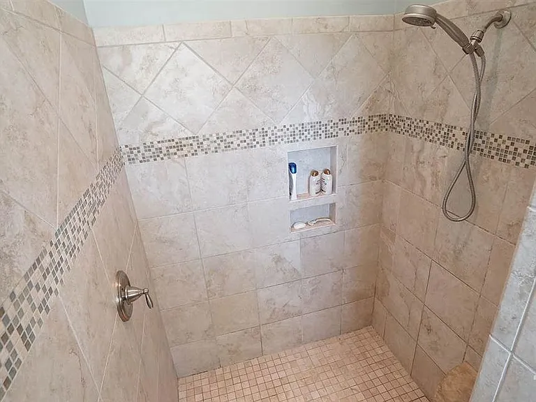 928b3543c24eab333d79313c65360677-cc_ft_768