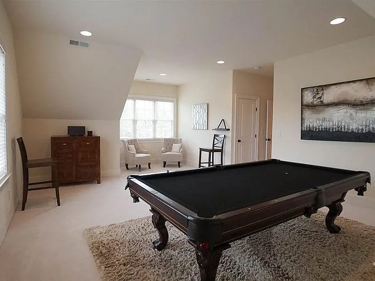 672979341c04d9896d418e3999ddab2d-cc_ft_768