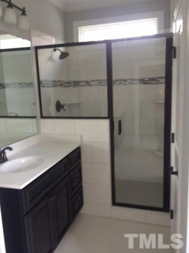 14-1972 HOUSE PLAN - Colonial House Plan with CAD Blueprint and Unique Designs 5 Colonial Home Plan with CAD Blueprint and Unique Designs