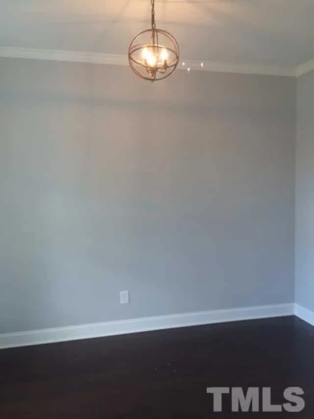 14-1972 HOUSE PLAN - Colonial House Plan with CAD Blueprint and Unique Designs 17 Colonial Home Plan with CAD Blueprint and Unique Designs