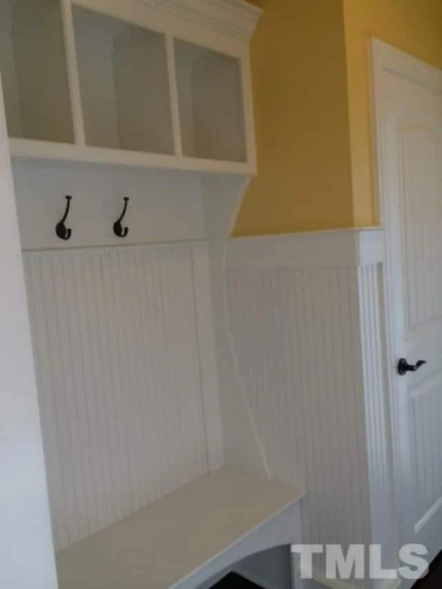 14-1972 HOUSE PLAN - Colonial House Plan with CAD Blueprint and Unique Designs 20 Colonial Home Plan with CAD Blueprint and Unique Designs