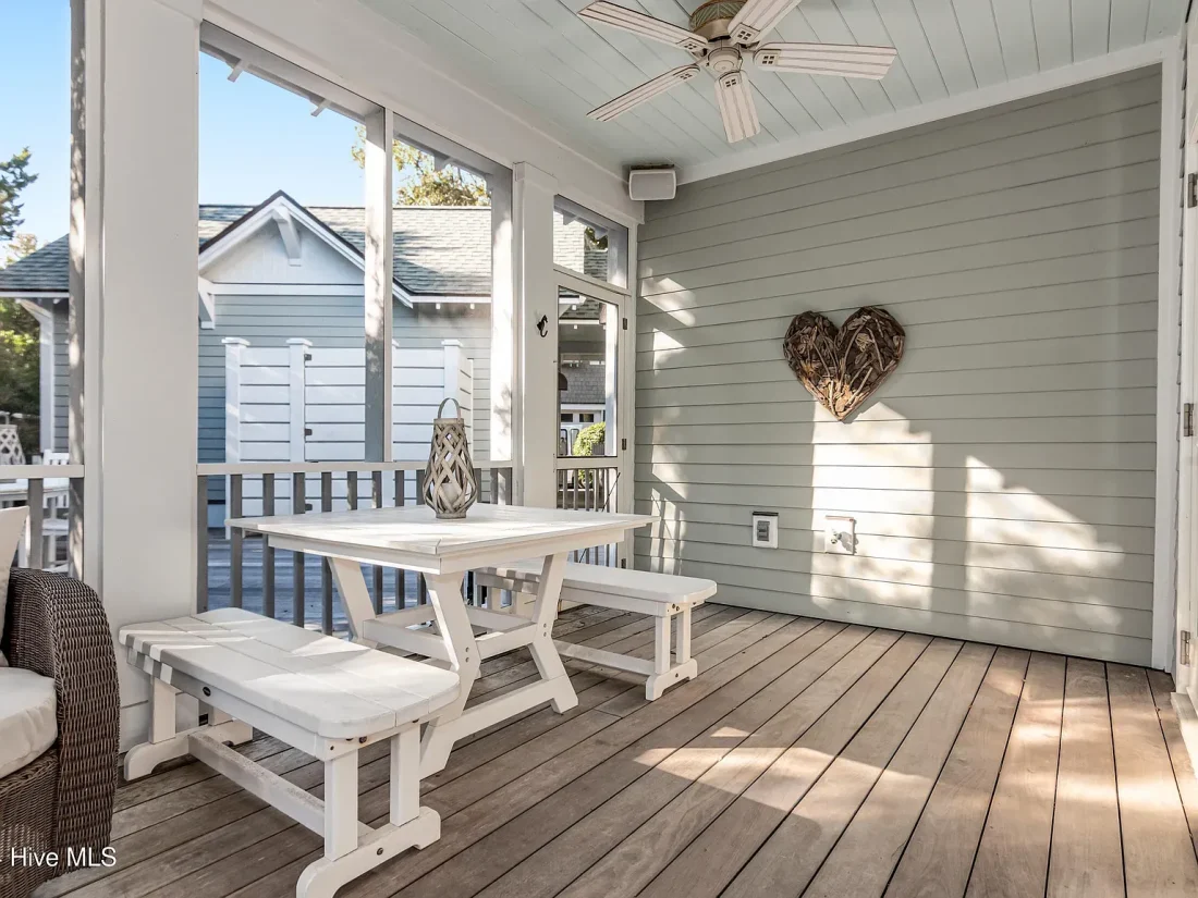 162d2ebcfadc0c9caa272ff024401e04-cc_ft_1536