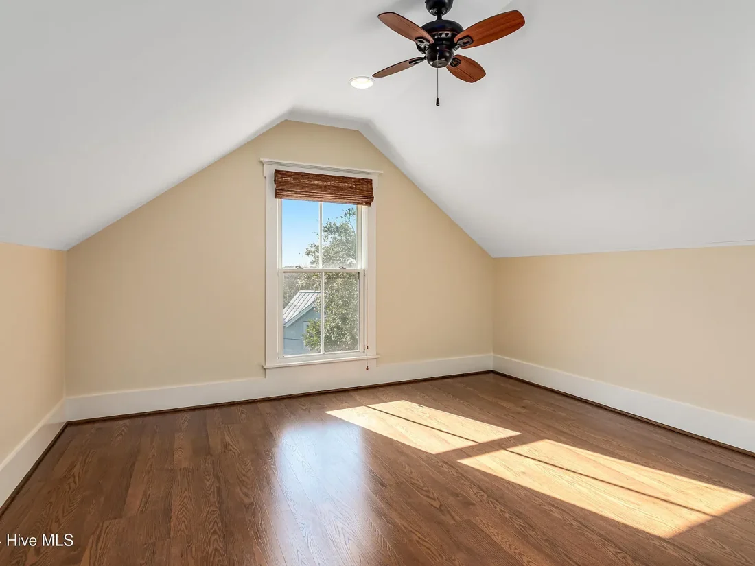 259a60eabbdaa8d4aea291fb103cd585-cc_ft_1536