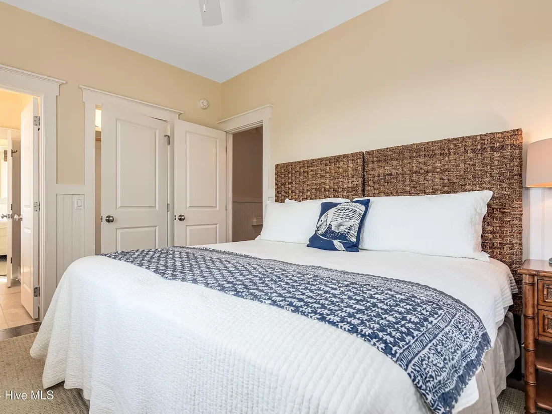 475a0e380ece8a59a472fe186eafe0a1-cc_ft_1536