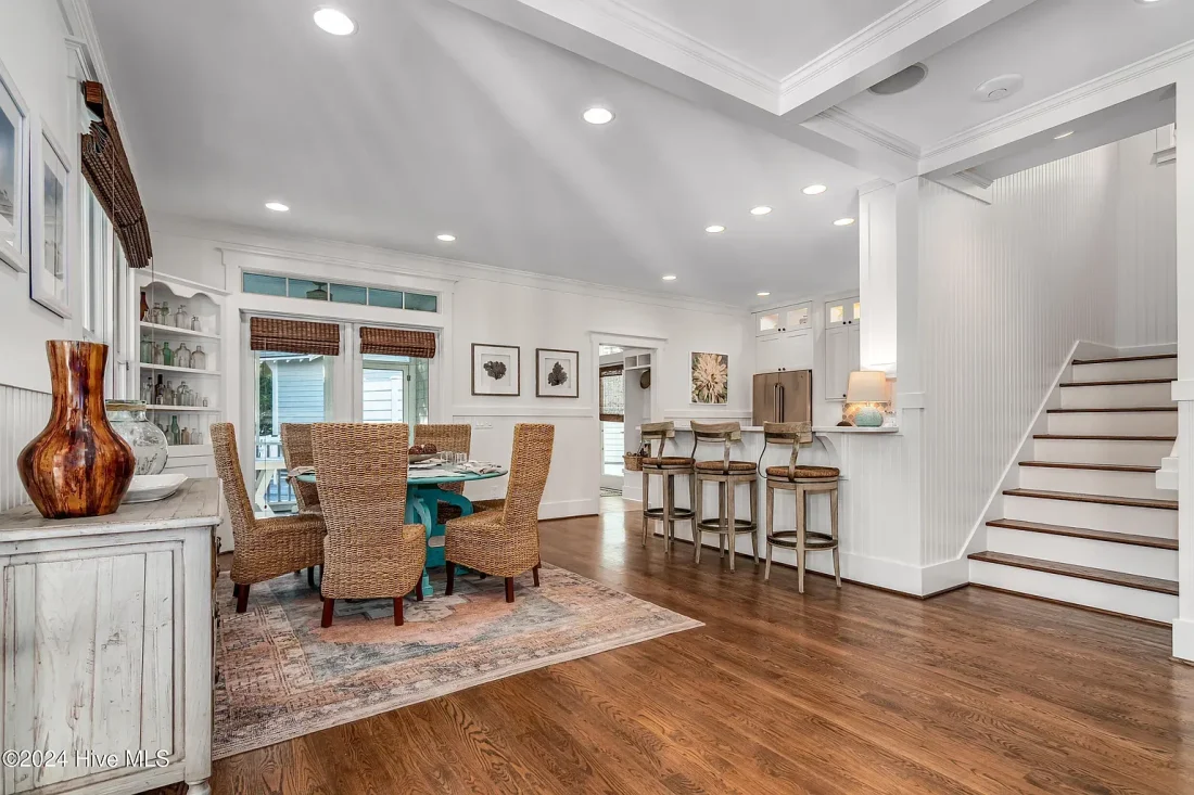 9661c3836fe66230ab889e96bddee7a4-uncropped_scaled_within_1536_1152