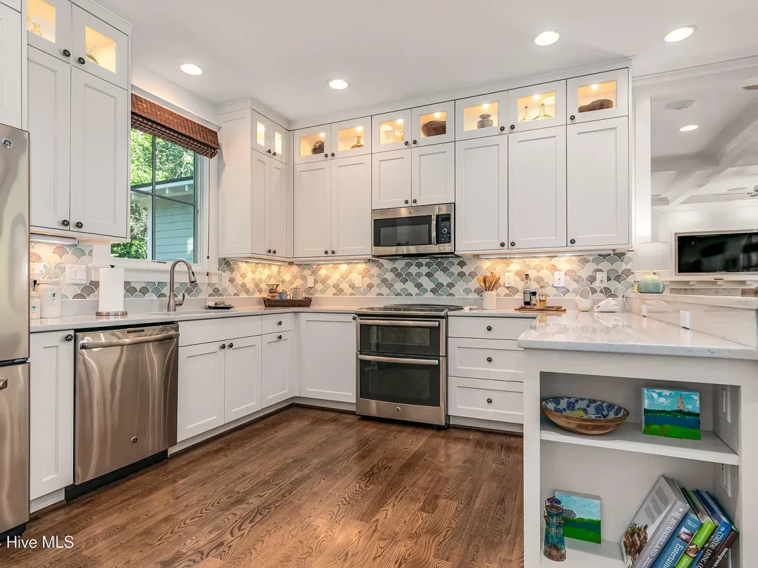 ba4aa32b3b215f53c1a50db8aec6bc89-cc_ft_1536