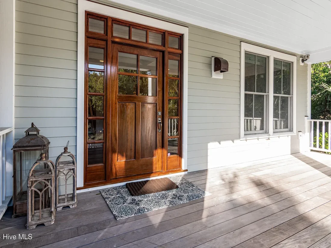 e553ef35a86a3ffb682558d3a1fa58bb-cc_ft_1536