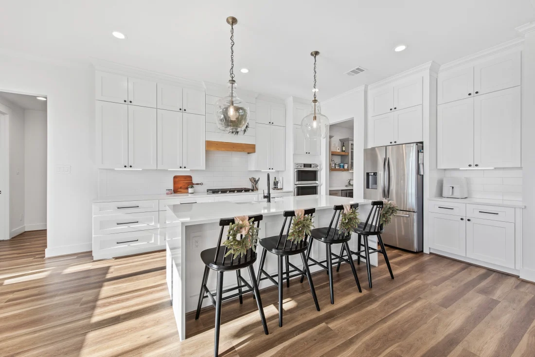 Modern Farmhouse (2)