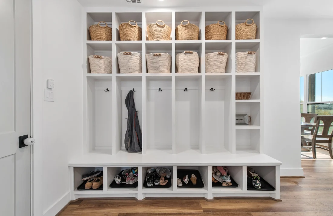 Modern Farmhouse (11)