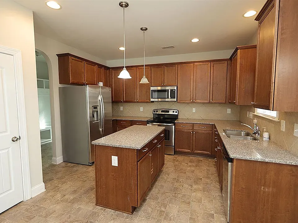 29c76f37b1eed3e9c96f419c5dd200d6-cc_ft_960