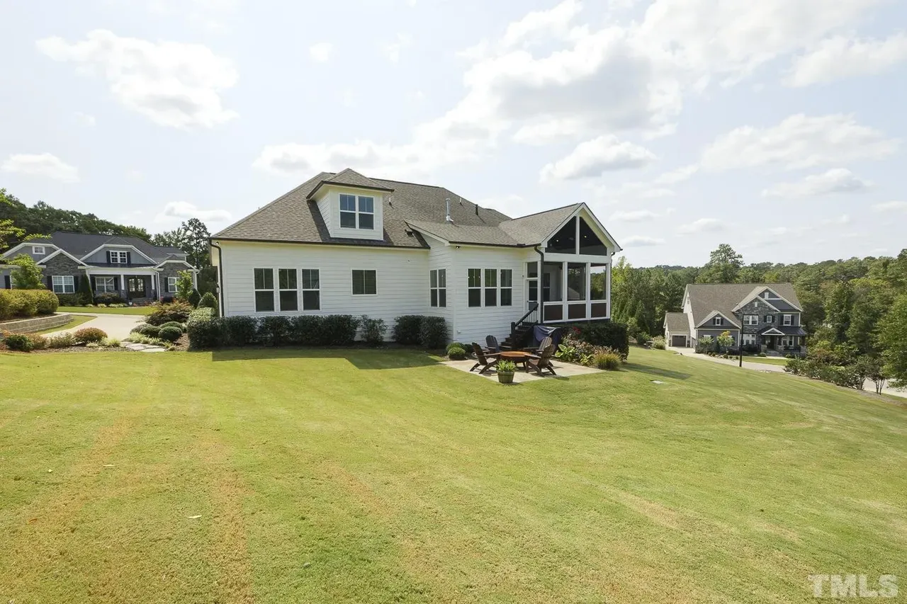 farmhouse (1)