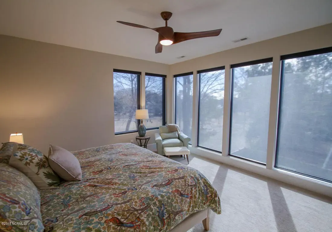 MODERN CONTEMPORARY (11)