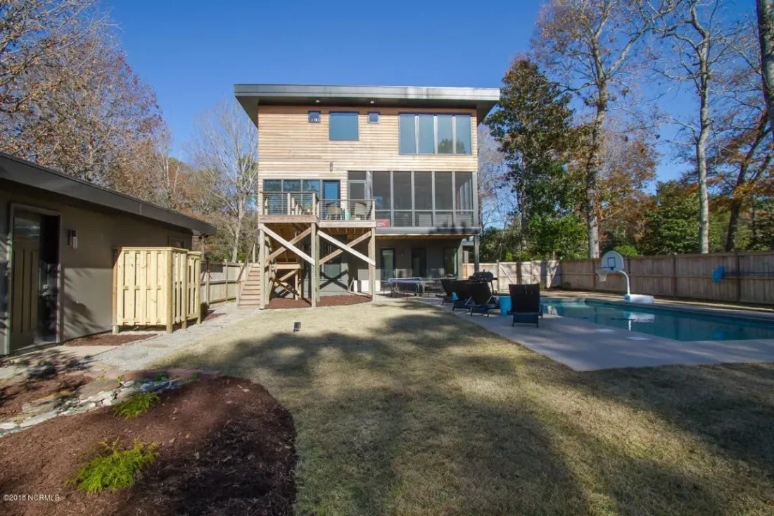 MODERN CONTEMPORARY (27)