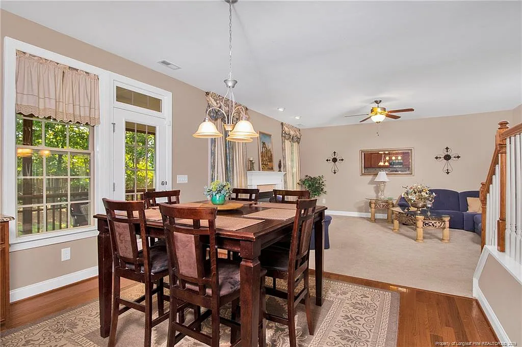 0a9b74e8e647448a2fe1e20d3ca76c56-cc_ft_1536