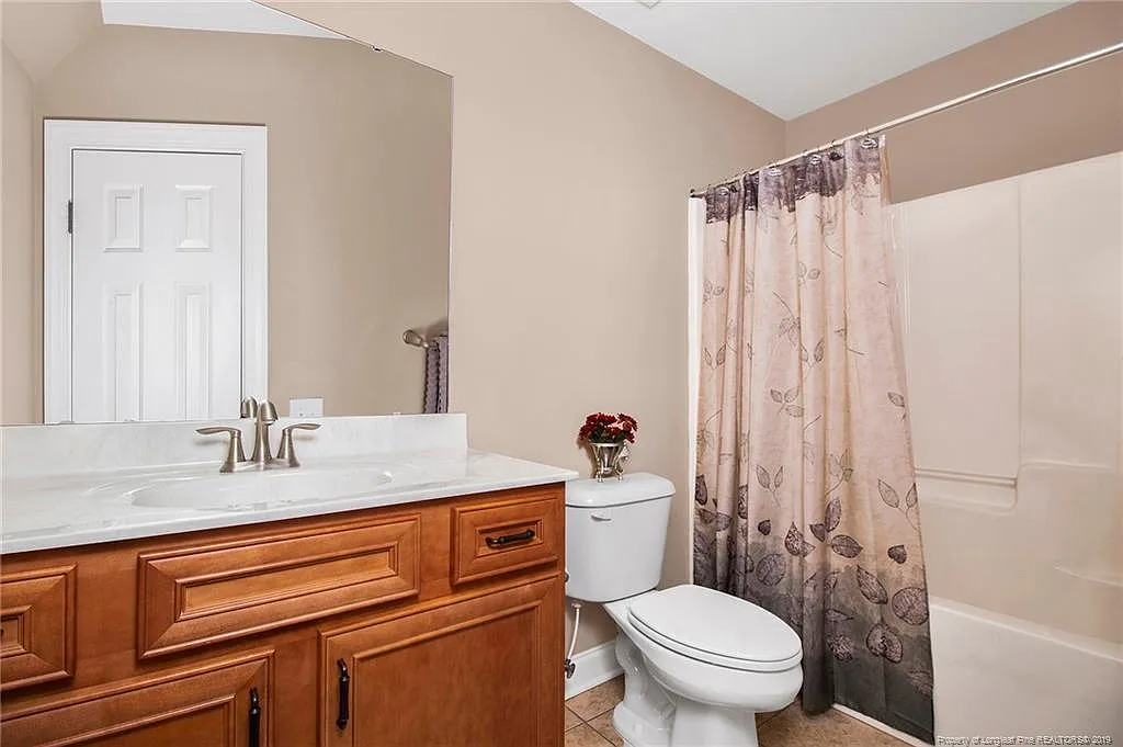 dd80b14bf8049b56354df29a3ce8ab2c-cc_ft_1536