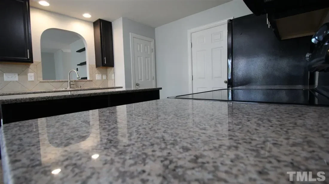 imageye___-_fabc36e5b0e8899e1b89ff376979bbf1l-m3rd-w1280_h960