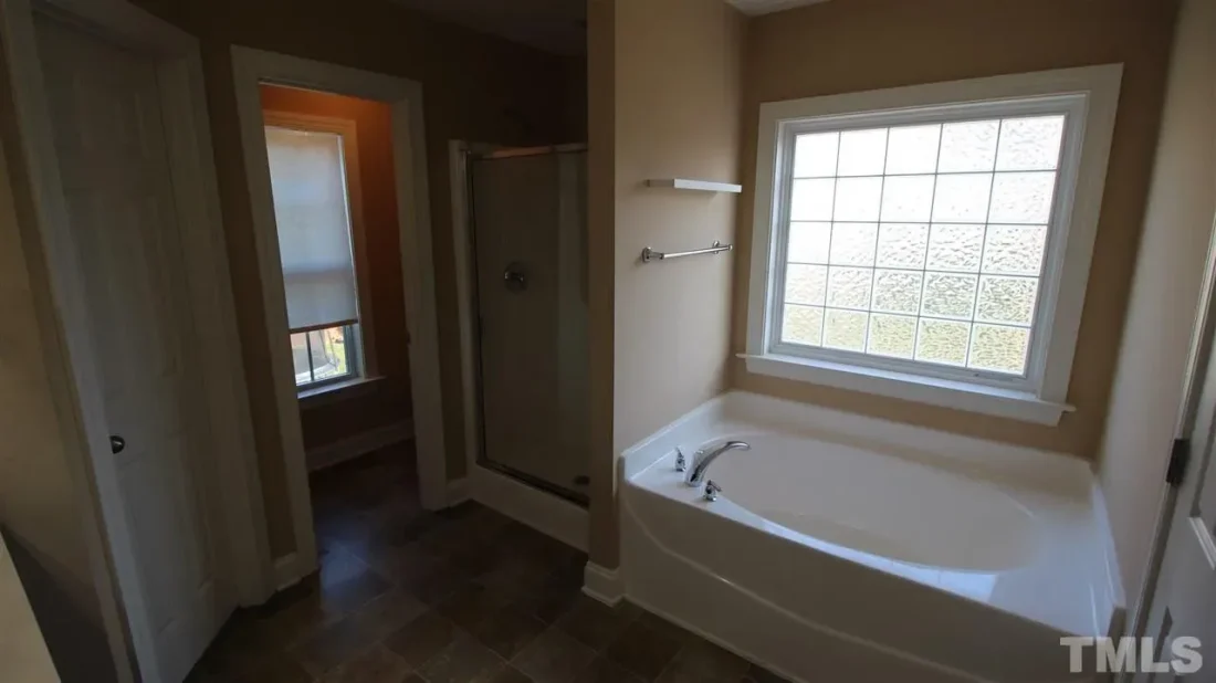 imageye___-_fabc36e5b0e8899e1b89ff376979bbf1l-m6rd-w1280_h960