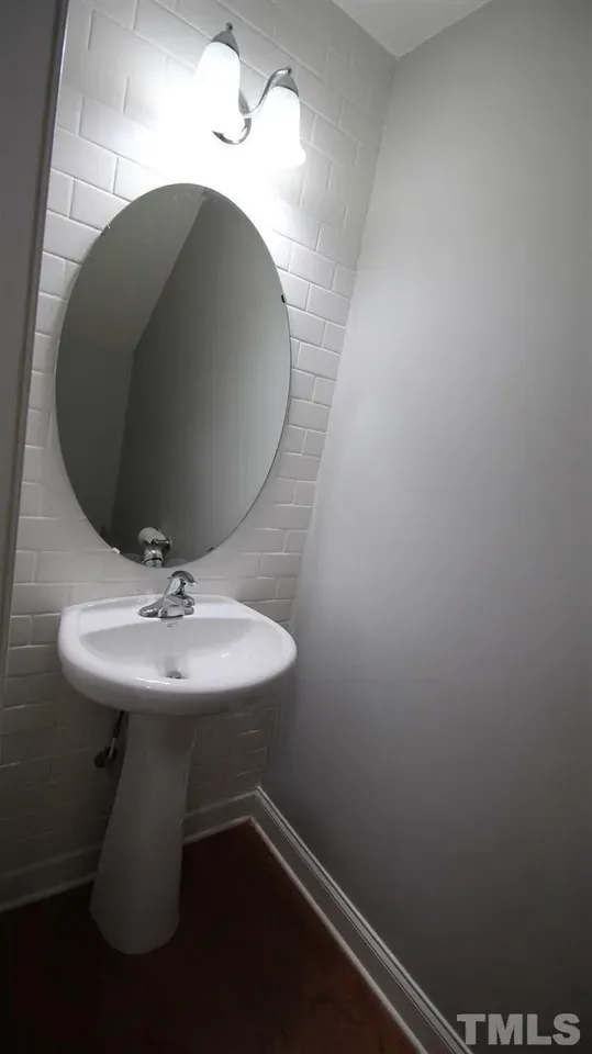 imageye___-_fabc36e5b0e8899e1b89ff376979bbf1l-m13rd-w1280_h960