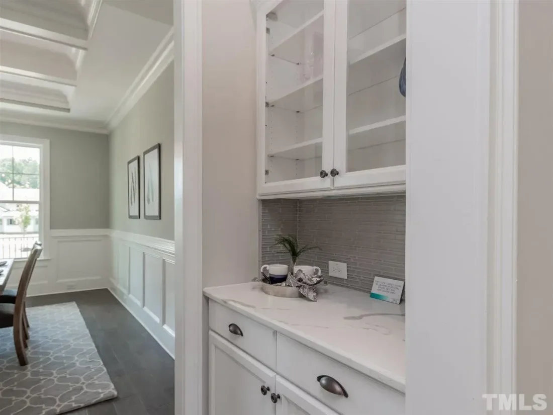 imageye___-_cdcb5531e510e405600208be5cfd4f9bl-m3732200195rd-w1280_h960