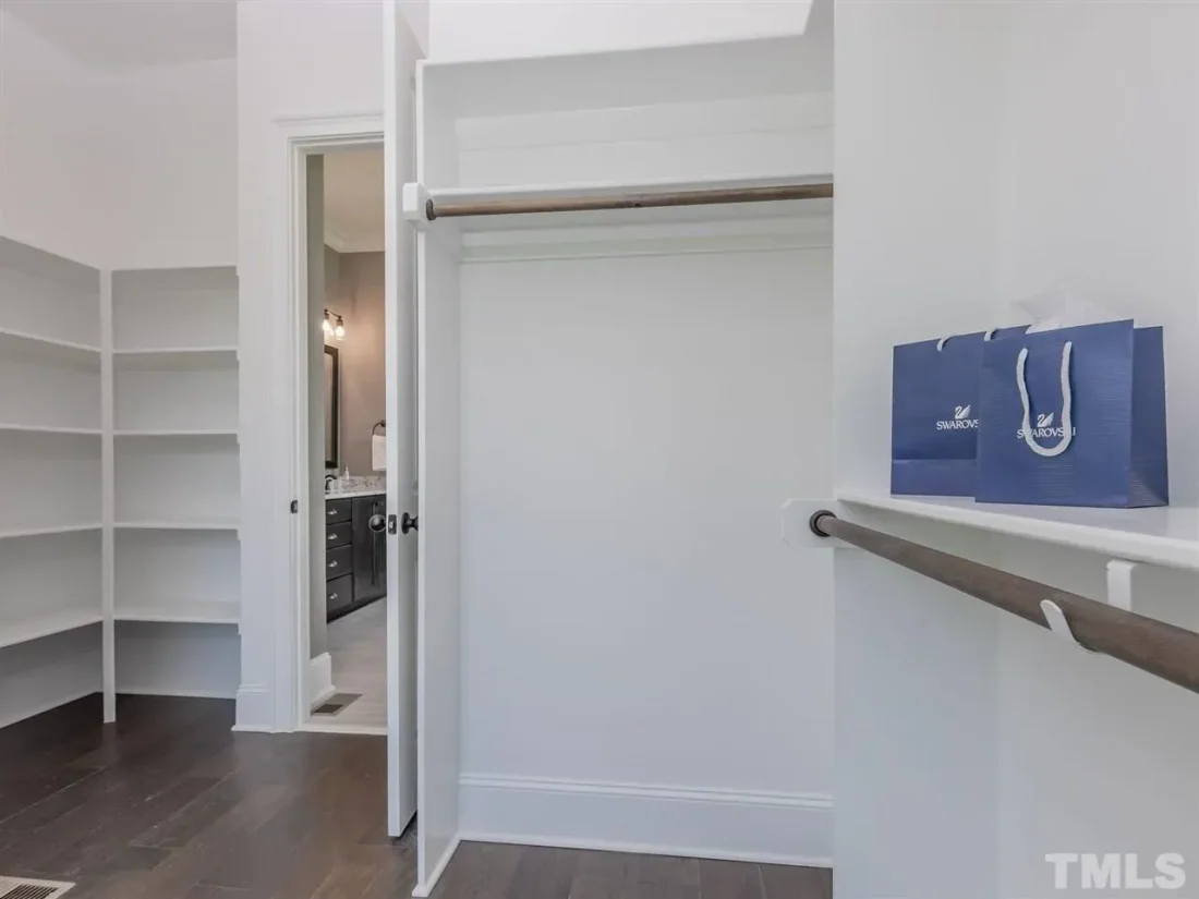 imageye___-_cdcb5531e510e405600208be5cfd4f9bl-m2657938496rd-w1280_h960