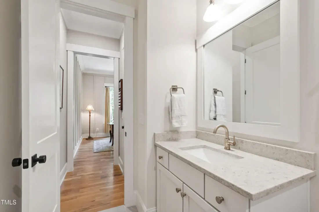 modern farmhouse (1)