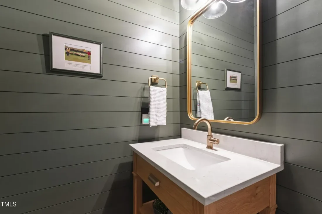 modern farmhouse (2)