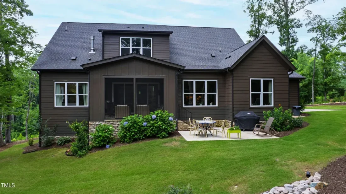 modern farmhouse (22)